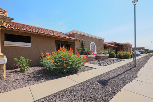 501 W Hononegh Dr in Phoenix, AZ - Building Photo - Building Photo