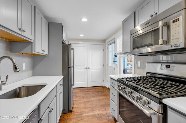 217 Jersey Ave in Spring Lake, NJ - Building Photo - Building Photo