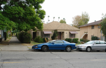 1320 N Central Ave in Glendale, CA - Building Photo - Building Photo