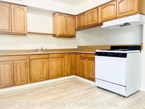 800 S Azusa Ave in Azusa, CA - Building Photo - Building Photo