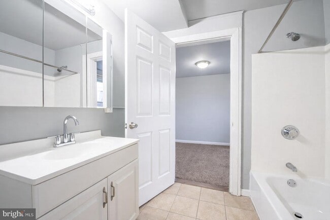 211 Front St in fieldsboro, NJ - Building Photo - Building Photo