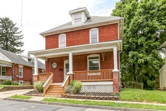 315 10th St in New Cumberland, PA - Building Photo - Building Photo