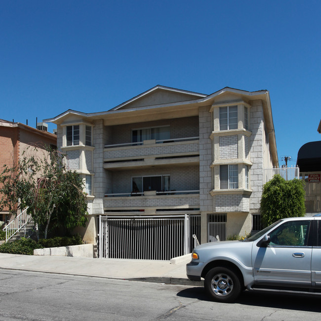 238 E Santa Anita Ave in Burbank, CA - Building Photo - Building Photo