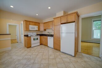 115 Clark St in Portland, ME - Building Photo - Building Photo