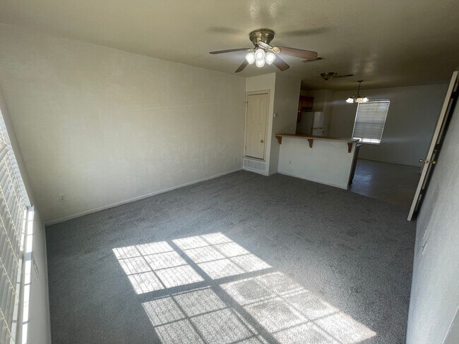 211 N 3rd St in Copperas Cove, TX - Building Photo - Building Photo