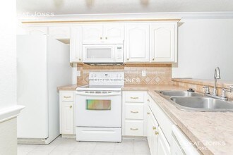 480 Reed Canal Rd-Unit -16 in South Daytona, FL - Building Photo - Building Photo