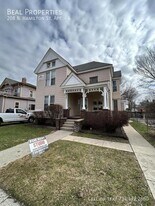 208 N Hamilton St in Ypsilanti, MI - Building Photo