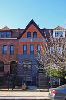 1004 Bergen St Apartments