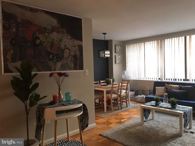 property at 522 21st St NW