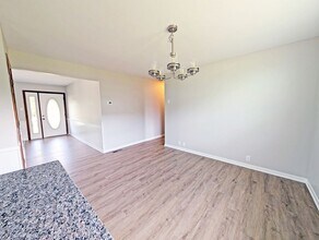 24747 W Mound Rd in Joliet, IL - Building Photo - Building Photo