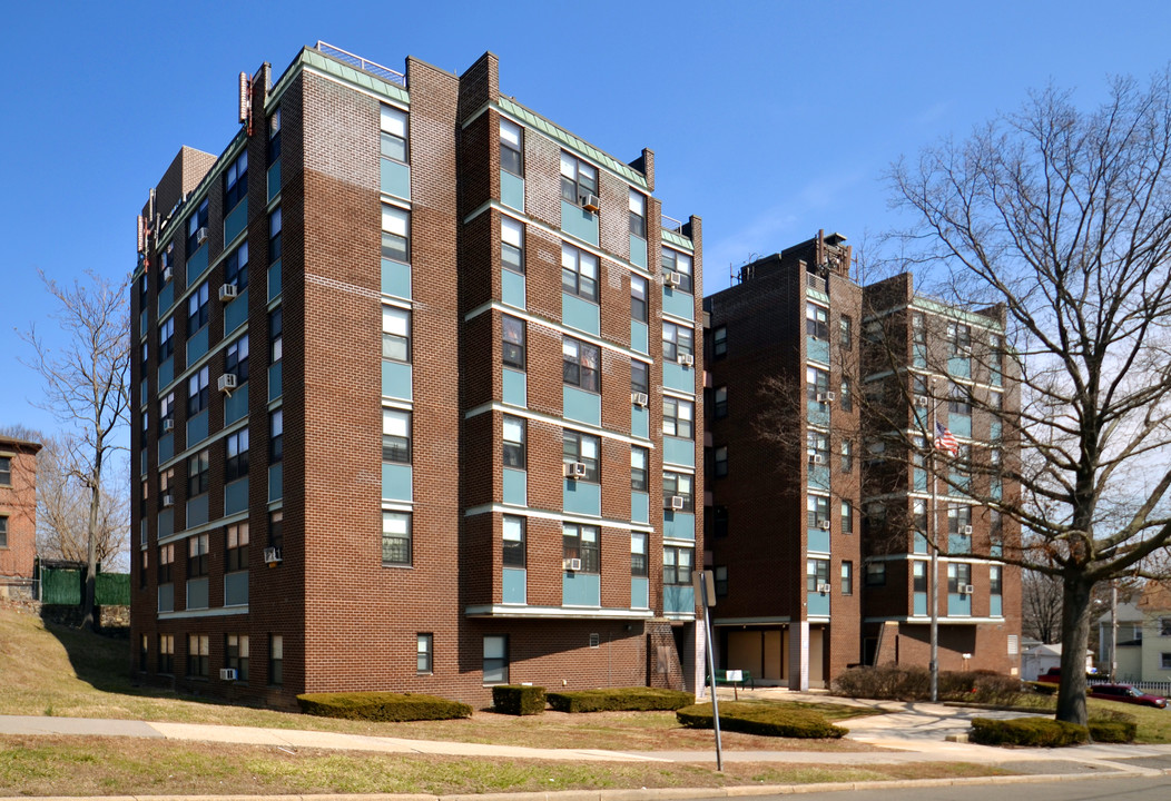 Brooksville Terrace in Port Chester, NY - Building Photo