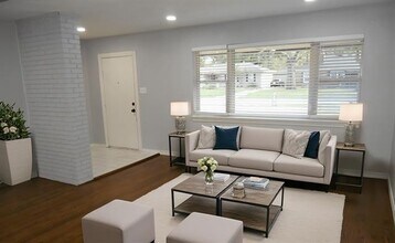 606 Devonshire Dr in Richardson, TX - Building Photo - Building Photo