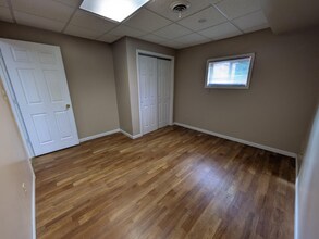 209 W Oak St in Ellettsville, IN - Building Photo - Building Photo