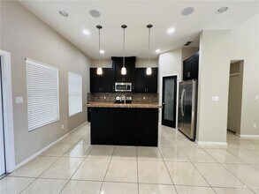 2709 Seton St in Edinburg, TX - Foto de edificio - Building Photo