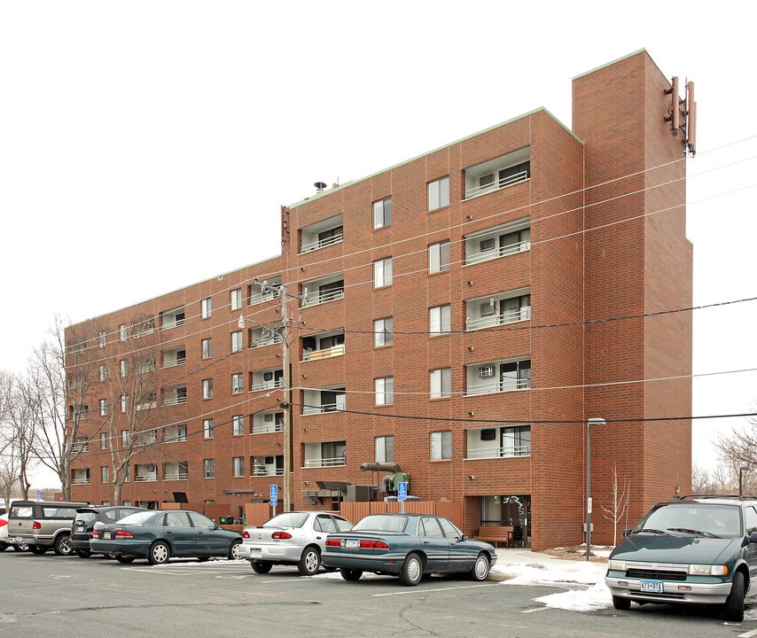 Levee Drive Apartments in Shakopee, MN - Building Photo