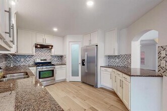 1330 Kensington Ct in Garland, TX - Building Photo - Building Photo