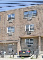 7615 47th Ave in Elmhurst, NY - Building Photo