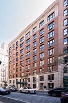 116 E 63rd St in New York, NY - Building Photo
