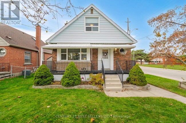 property at 204 Summerhill Ave