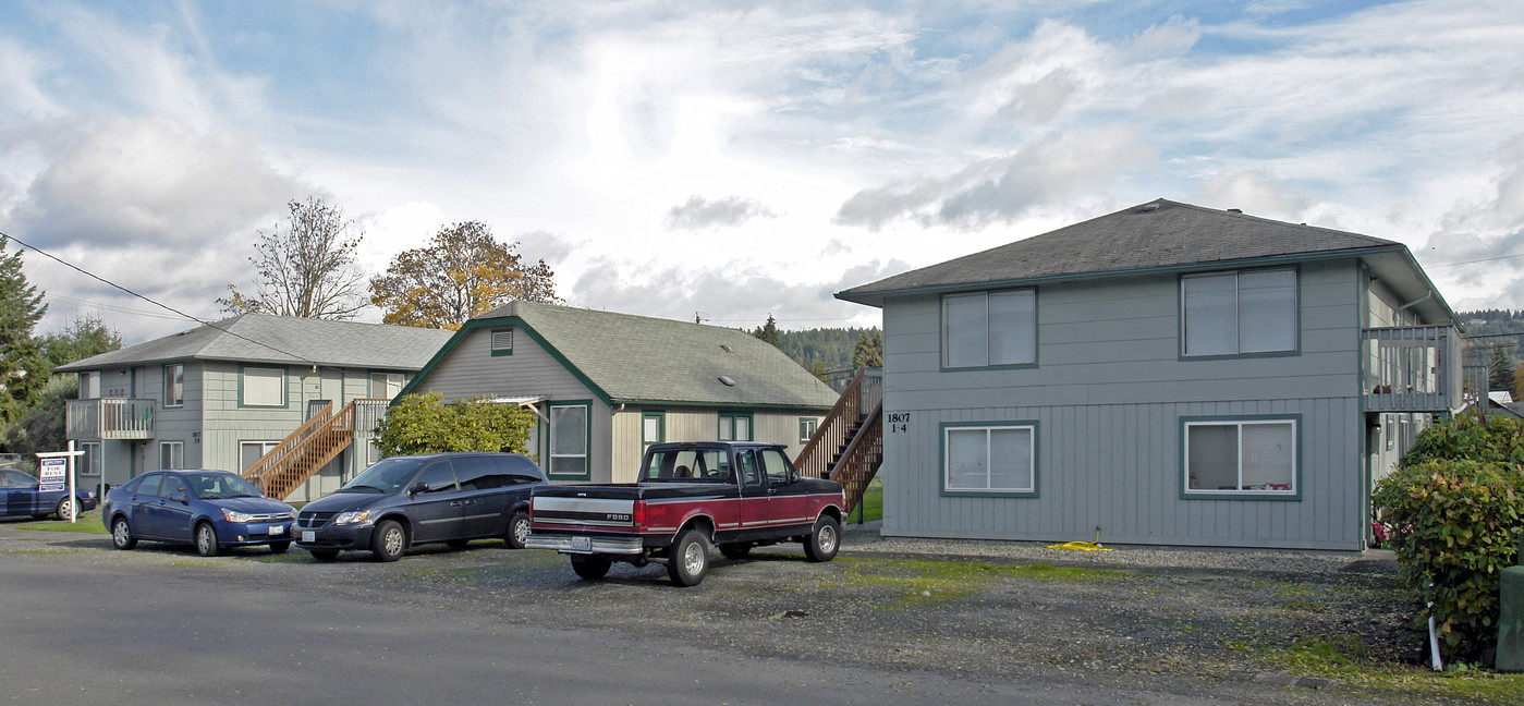 Melody Apartments in Sumner, WA - Building Photo