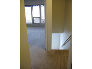1800 Crater Lake Ave-Unit -1 in Medford, OR - Foto de edificio - Building Photo
