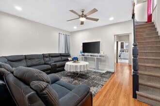 193 Nunda Ave in Jersey City, NJ - Building Photo - Building Photo