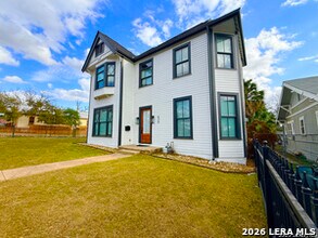 630 E Carson St in San Antonio, TX - Building Photo - Building Photo
