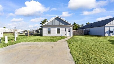 1428 Rd 5607 in Cleveland, TX - Building Photo - Building Photo