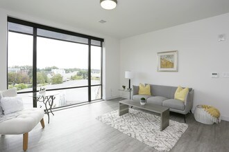 The 616 in Grand Rapids, MI - Building Photo - Interior Photo