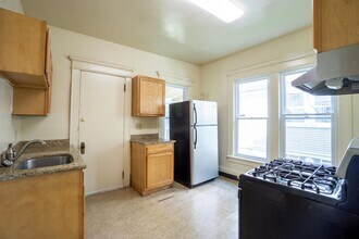 813 Euclid Ave in Syracuse, NY - Building Photo - Building Photo