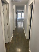 7240 S Cornell Ave in Chicago, IL - Building Photo - Building Photo
