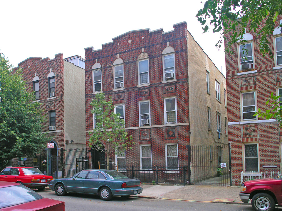 1136 Grant Ave in Bronx, NY - Building Photo