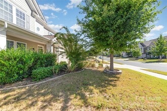 2383 Palmdale Walk Dr in Fort Mill, SC - Building Photo - Building Photo