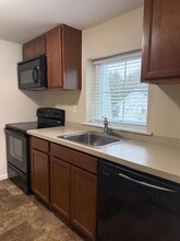 32 W King St in Malvern, PA - Building Photo - Building Photo