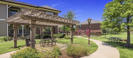 MAA Lowes Farm in Mansfield, TX - Foto de edificio - Building Photo