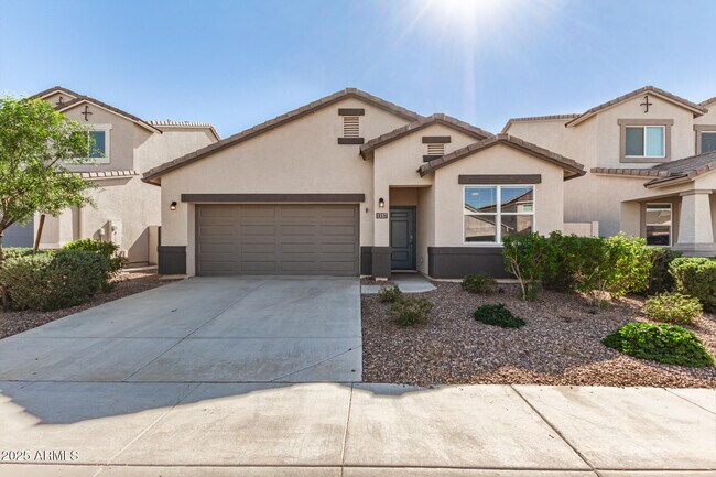 1357 E Chillingham Rd in Queen Creek, AZ - Building Photo - Building Photo