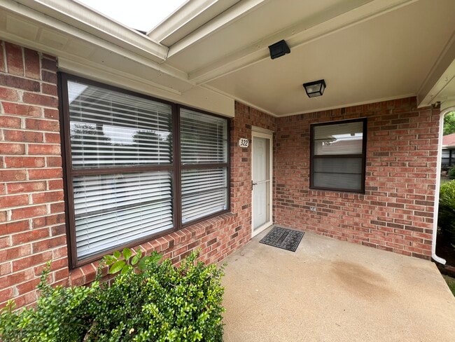 property at 322 Deer Lake Dr