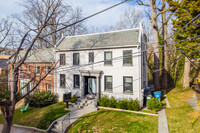 2621 39th St NW in Washington, DC - Building Photo - Primary Photo