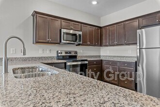 150 Grove Cir in Lillington, NC - Foto de edificio - Building Photo