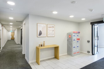 Park Suites at Central Park Village in Abbotsford, BC - Foto de edificio - Building Photo