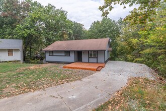 5714 N Maple Ct in Columbia, MO - Building Photo - Building Photo