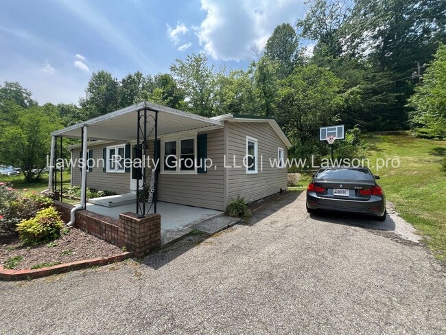 2918 Bradshaw Rd in Salem, VA - Building Photo - Building Photo