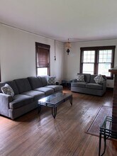 807 W California Ave in Urbana, IL - Building Photo - Building Photo