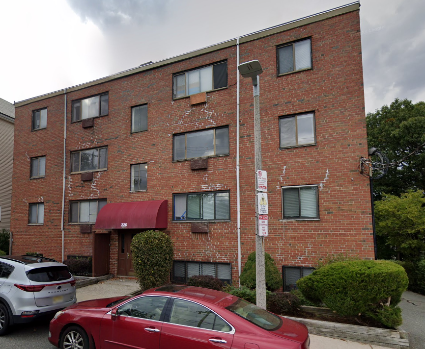 226 Parker Hill Ave, Unit 1 in Boston, MA - Building Photo