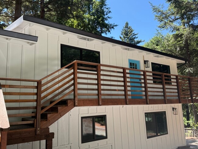 property at 760 Skyline Dr