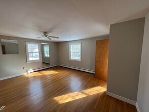6 Conestoga Rd in Lexington, MA - Building Photo - Building Photo