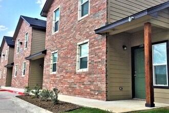 Longhorn Townhomes in Early, TX - Building Photo - Building Photo