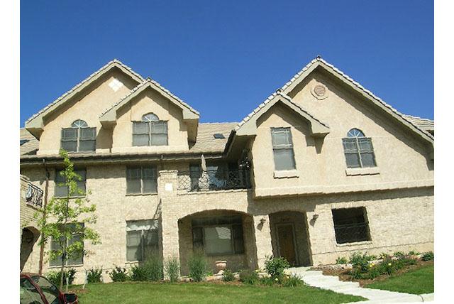 Springbrook Cercle in Oak Creek, WI - Foto de edificio - Building Photo