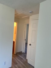 210 S Dawes St in Kennewick, WA - Foto de edificio - Building Photo