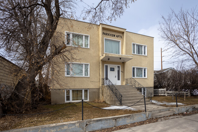 Parkview Apartments in Calgary, AB - Building Photo - Building Photo